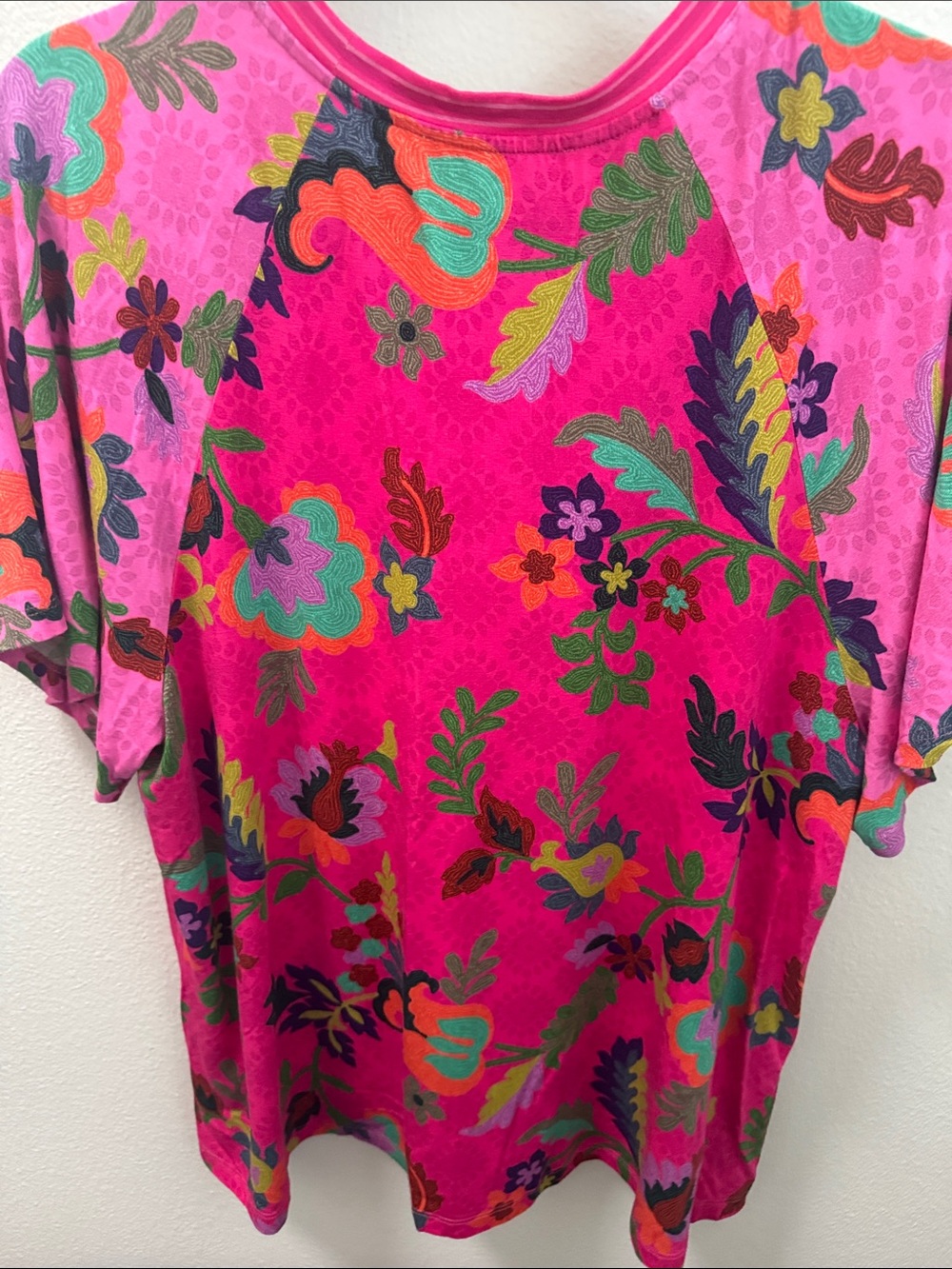 Johnny Was Bright Pink Floral Short Sleeve Crew Neck Tee - Picture 2 of 4